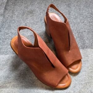Lucky Brand Rhazy Slingback Heel